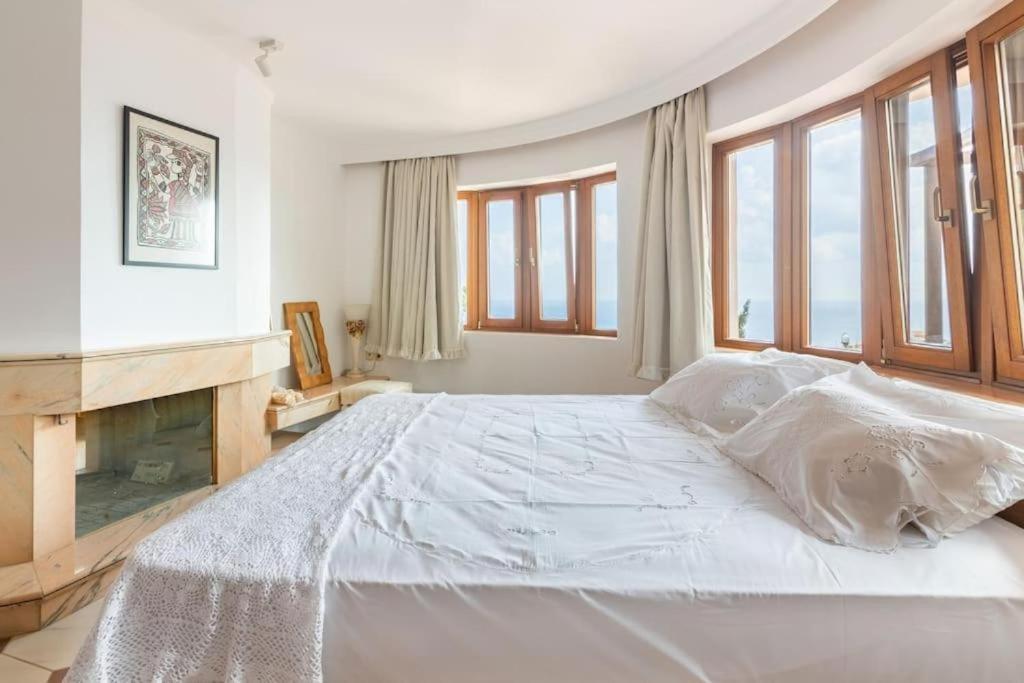 Modern Villas With Gardens And Stunning Views Ligaria  Exterior foto